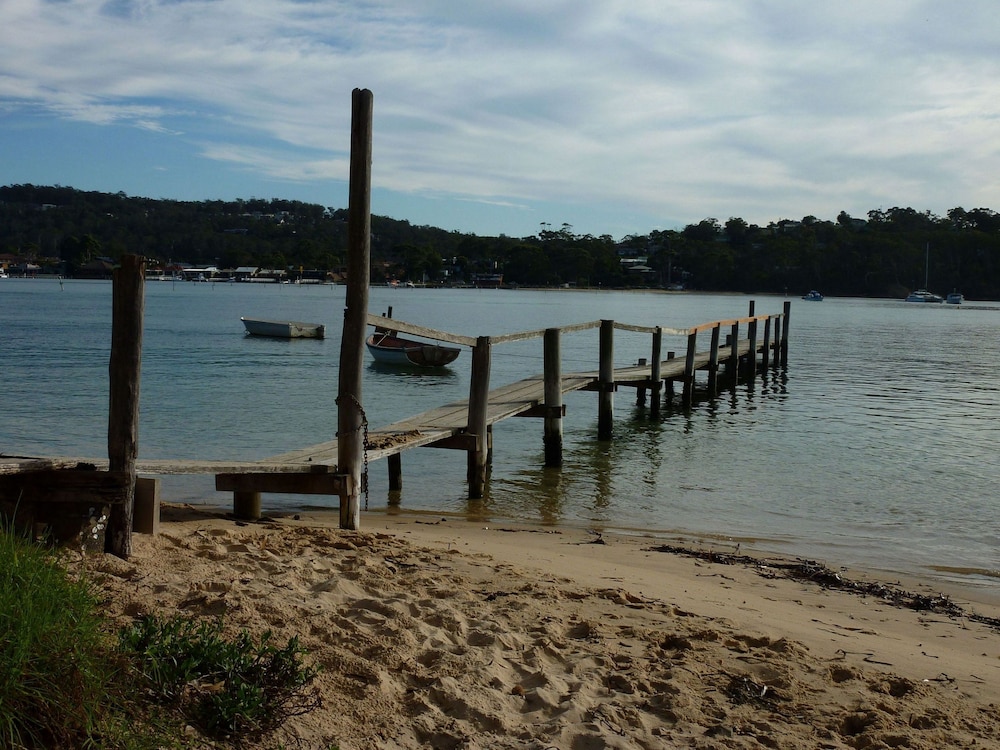 sapphire waters motor inn