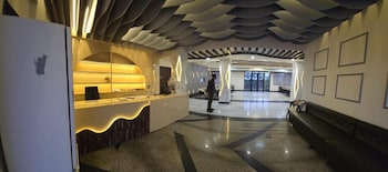 hotel kng grand