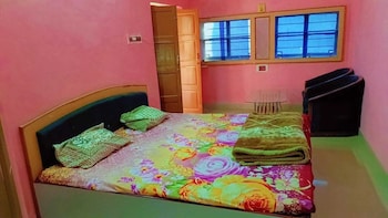 V Food Dormitory,,3 star