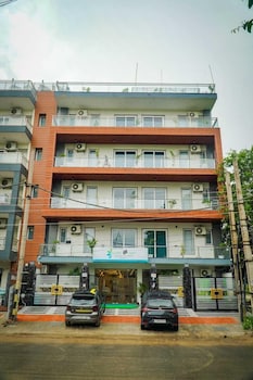 leaf studio hospitalities near medanta