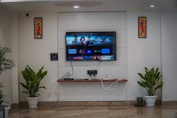 leaf studio hospitalities near medanta