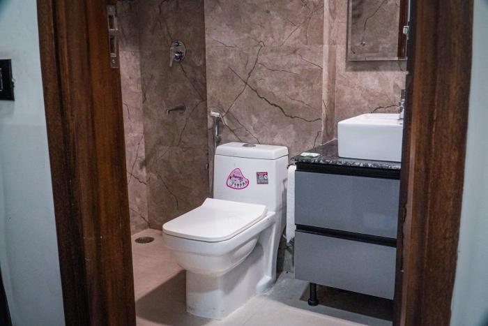 leaf studio hospitalities near medanta