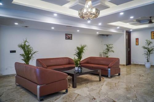leaf studio hospitalities near medanta