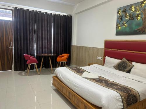 Hotel Green Leaf Kasol - By West Western,,3 star