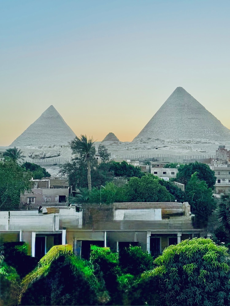 arena pyramids view