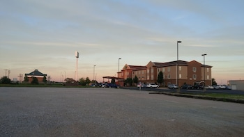 route 66 lnn and suites