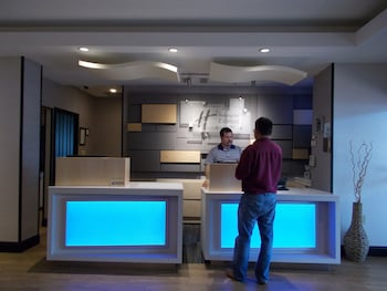 Route 66 Lnn & Suites,Vinita>>Miami,3 star