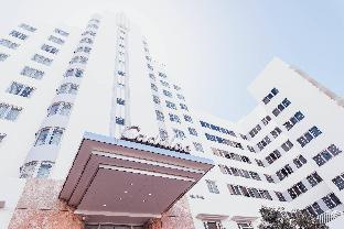 cadillac hotel and beach club autograph collection