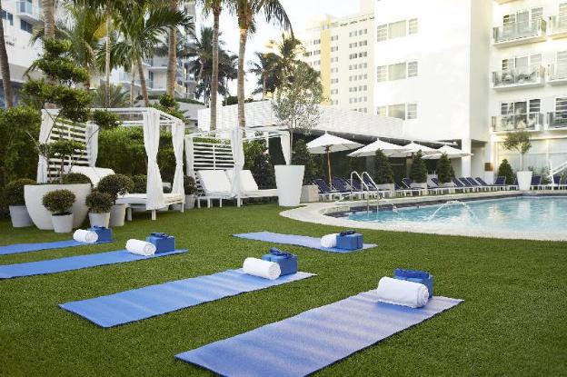 cadillac hotel and beach club autograph collection