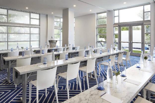 cadillac hotel and beach club autograph collection