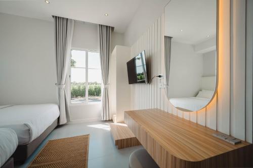 mira maya villa nakornnayok