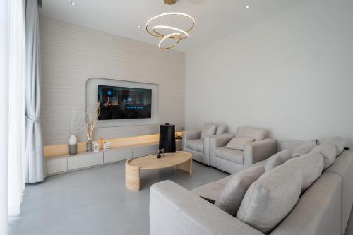 mira maya villa nakornnayok