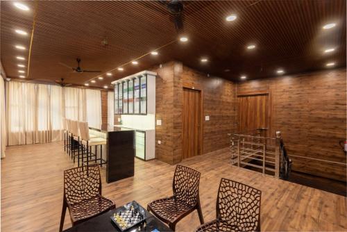 mountain villa mussoorie