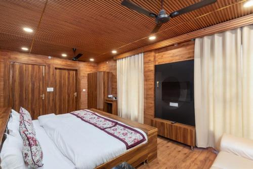 mountain villa mussoorie