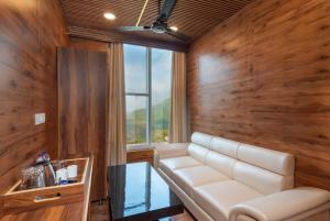 mountain villa mussoorie