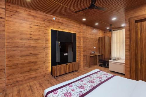 mountain villa mussoorie