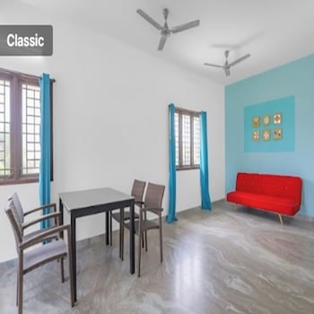 Vibrant Stay,,2 star