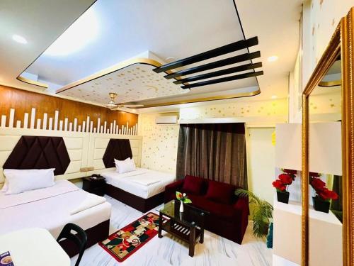 hotel luxury inn