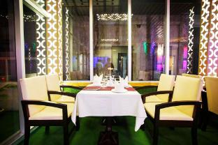hotel luxury inn