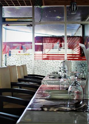 hotel luxury inn