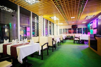 hotel luxury inn