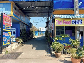 Nopphadon Hotel,,2 star