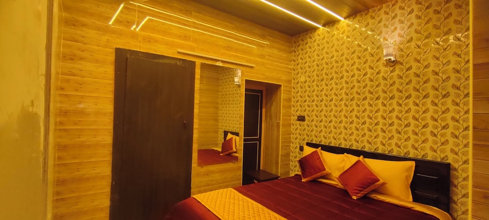 mist cottage and home stay