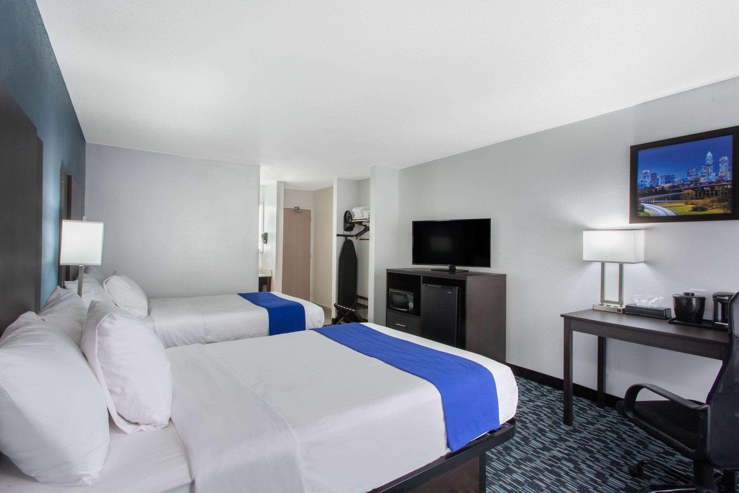 university inn and suites