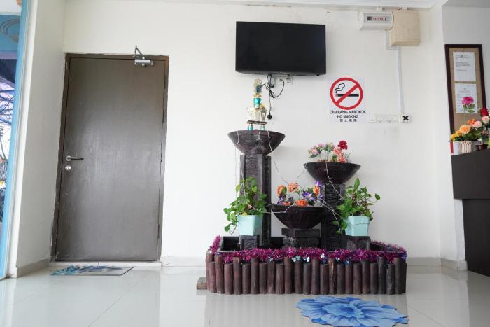 hotel shri putiri