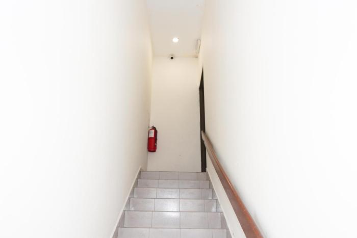 hotel shri putiri