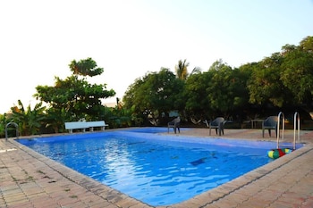 radhe farm 200mtr from devaliya park