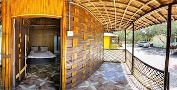 radhe farm 200mtr from devaliya park