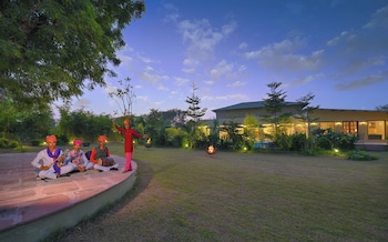 singhvilas ranthambore by leisure hotels