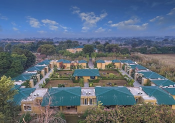singhvilas ranthambore by leisure hotels