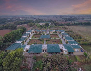 singhvilas ranthambore by leisure hotels