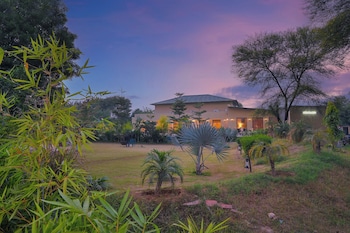 singhvilas ranthambore by leisure hotels