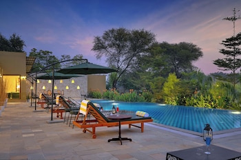 singhvilas ranthambore by leisure hotels