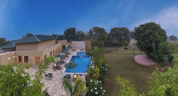 singhvilas ranthambore by leisure hotels