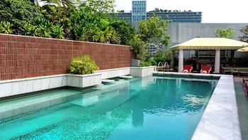 Mama Shelter Singapore,,4 star