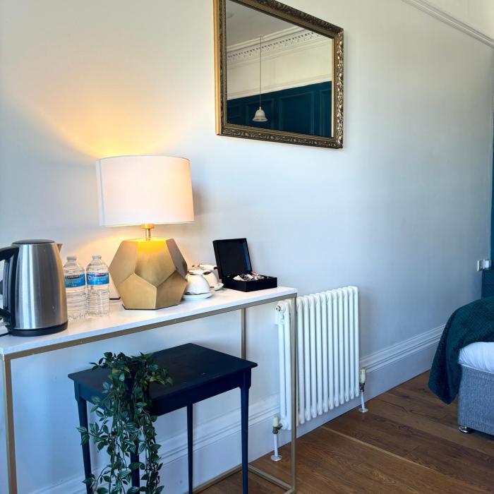 no 1 high street boutique rooms