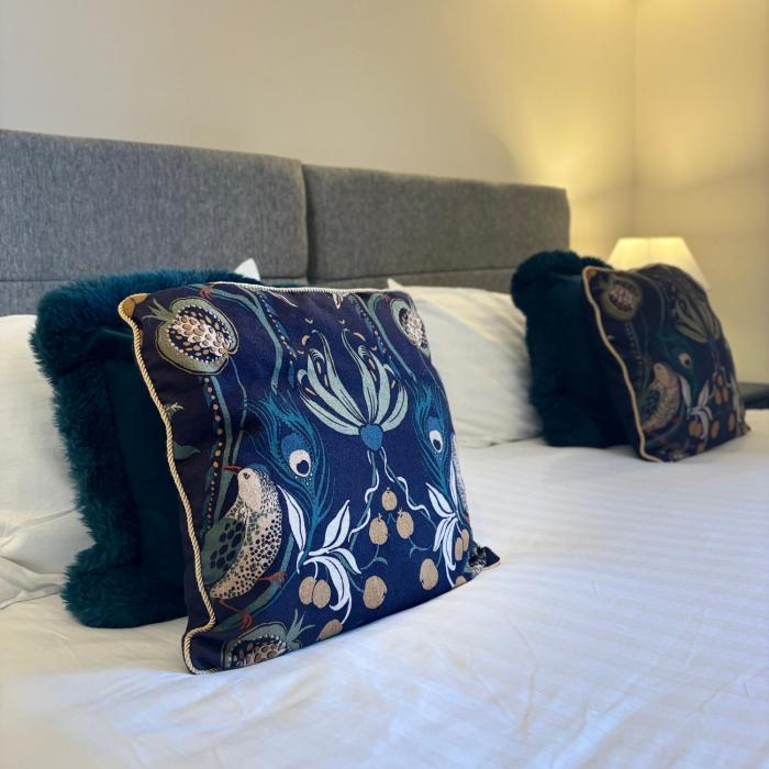 no 1 high street boutique rooms