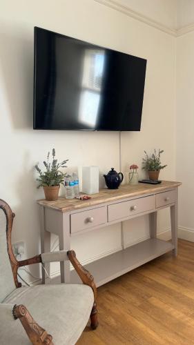 no 1 high street boutique rooms