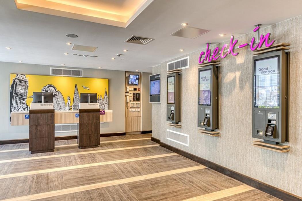 premier inn london paddington paddington station