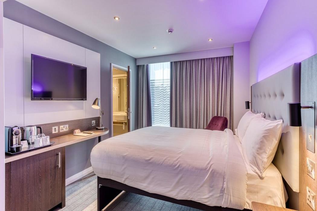 premier inn london paddington paddington station