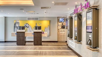 Premier Inn London Paddington - Paddington Station,,2 star
