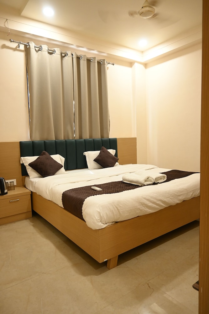 hari niwaas paying guest house
