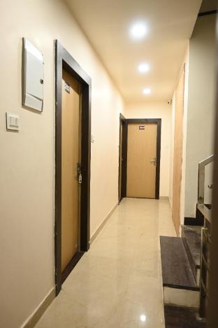hari niwaas paying guest house