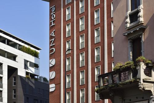 Una Hotels Mediterraneo Milano,Novate Milanese>>Milan,4 star