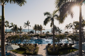 turtle bay hotel