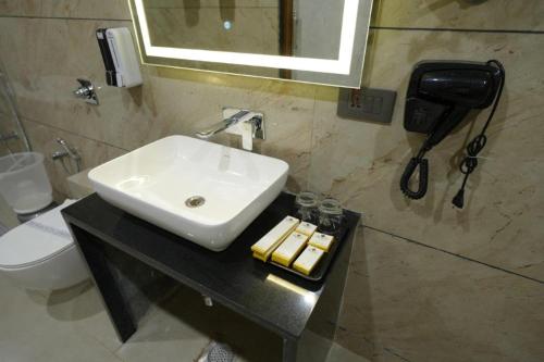 The Blues Hotel,,3 star